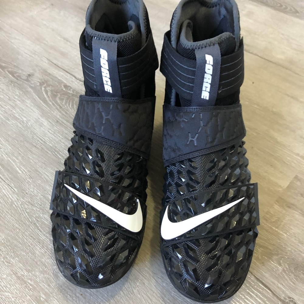 Nike Force Savage Elite 2 Cleat Size 10.5